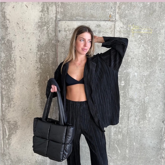 NEW Nordic Peace Emy Plisse Matching Set in White in a Size L - Picture 4 of 4